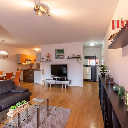 Flexible Selfcheckins 31 - Zagreb - Garage - Loggia - New Apartment Exterior foto