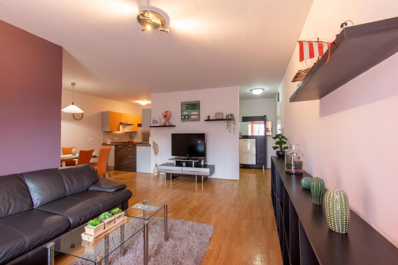 Flexible Selfcheckins 31 - Zagreb - Garage - Loggia - New Apartment Exterior foto